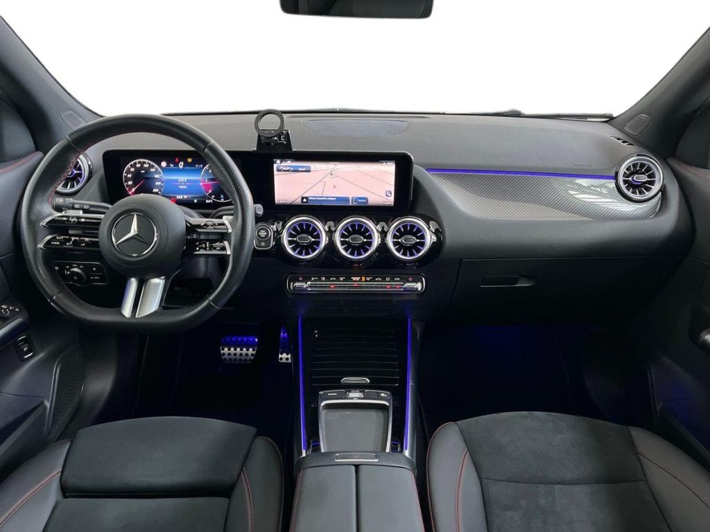 MERCEDES-BENZ GLA 200 d Automatic AMG Line Advanced Plus - 9