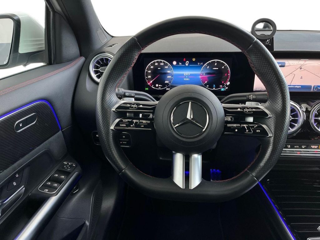 MERCEDES-BENZ GLA 200 d Automatic AMG Line Advanced Plus - 11