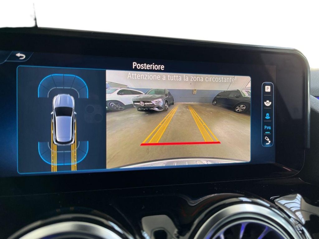 MERCEDES-BENZ GLA 200 d Automatic AMG Line Advanced Plus - 12