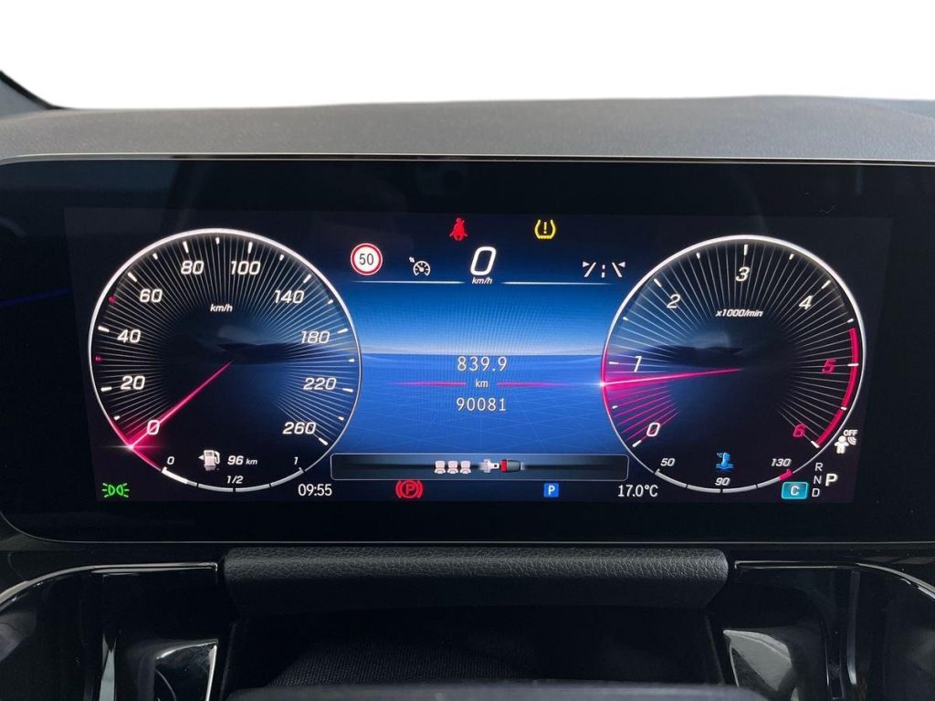 MERCEDES-BENZ GLA 200 d Automatic AMG Line Advanced Plus - 13