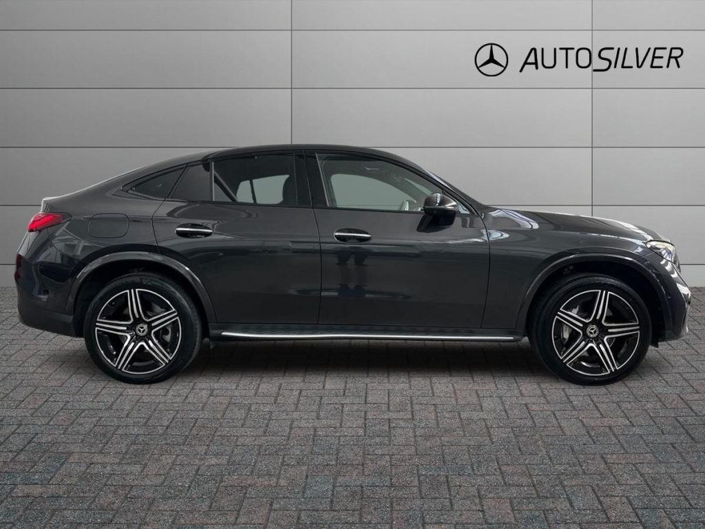 MERCEDES-BENZ GLC 300 de hybrid EQ 4Matic Coupé AMG Line Premium - 5