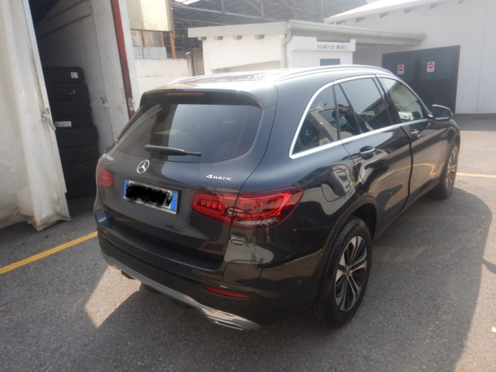 MERCEDES-BENZ GLC 300 e 4Matic Plug-in hybrid Business Extra - 4