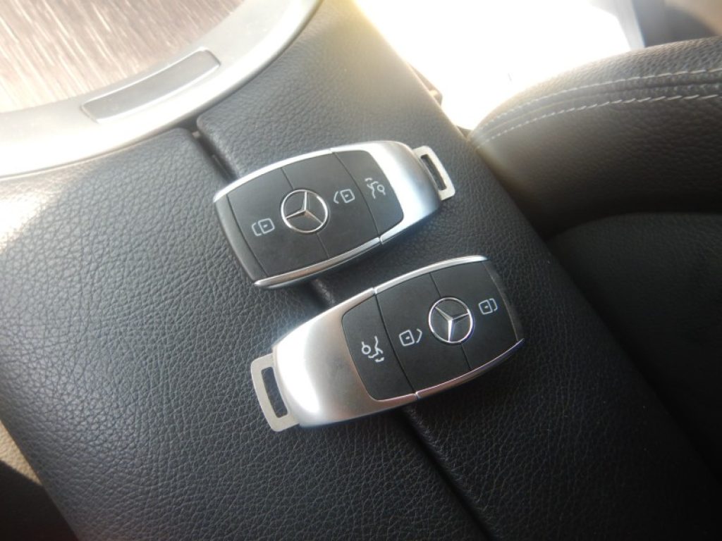 MERCEDES-BENZ GLC 300 e 4Matic Plug-in hybrid Business Extra - 12
