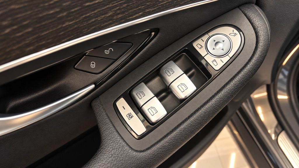MERCEDES-BENZ GLC 300 e 4Matic Plug-in hybrid Business Extra - 9