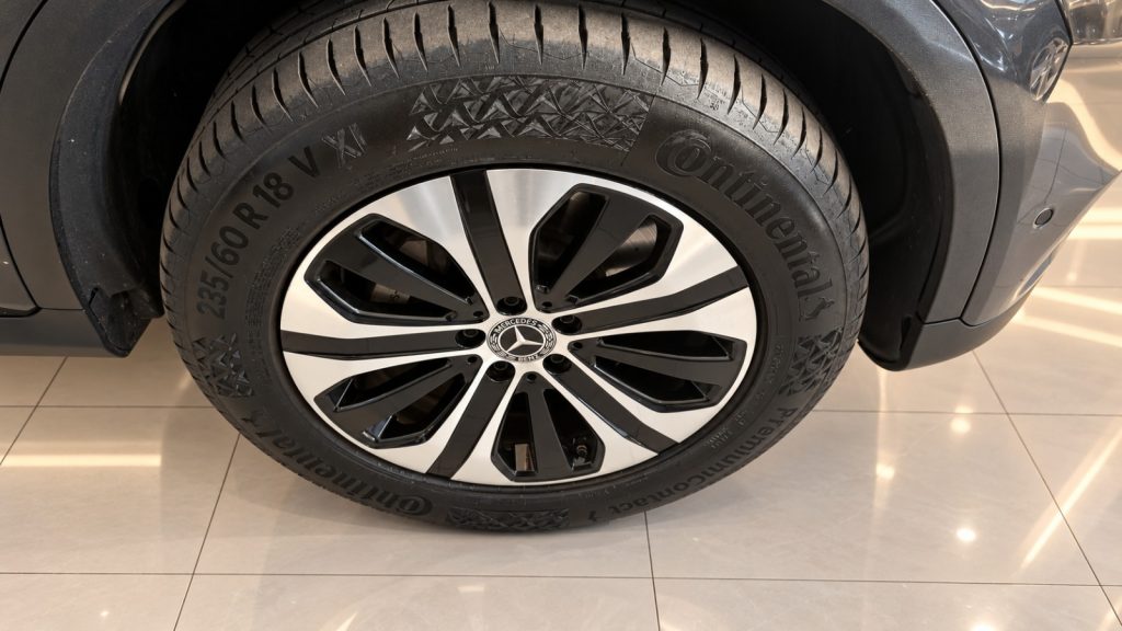 MERCEDES-BENZ GLC 300 e 4Matic Plug-in hybrid Business Extra - 13