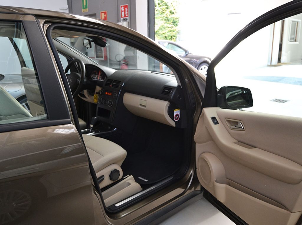 MERCEDES-BENZ A 160 AUTOMATIC Executive 5 Porte - 4