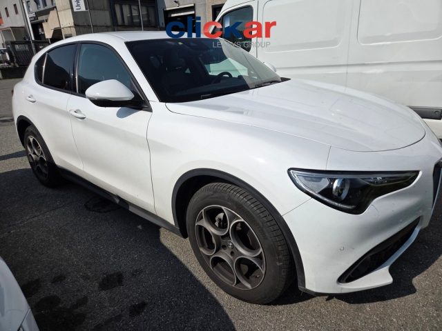 ALFA ROMEO Stelvio Bianco pastello
