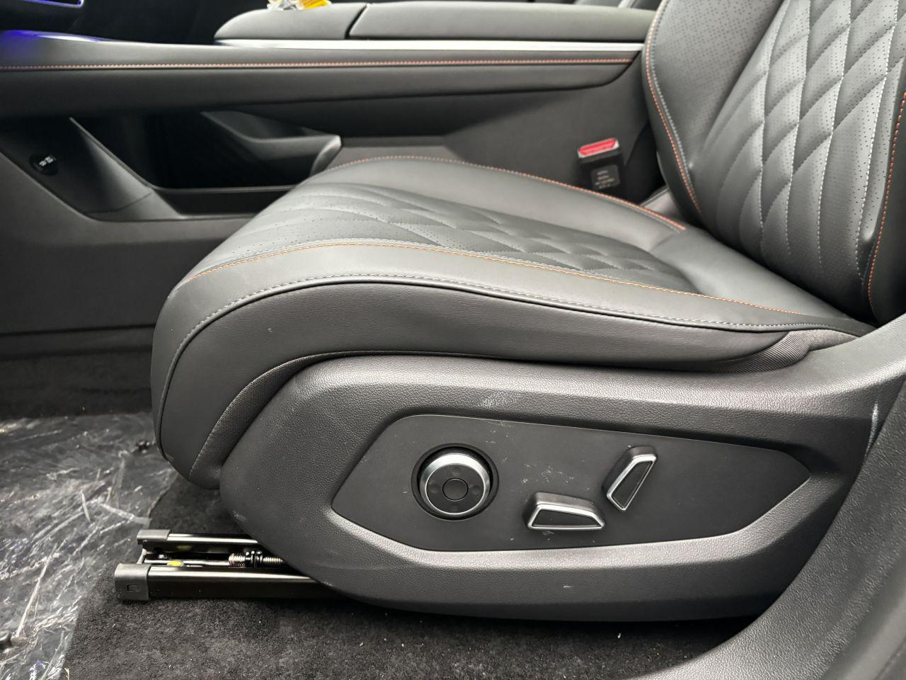 CHINA AUTOMOBILE CHANGAN DEEPAL S07 EV LHD - 13