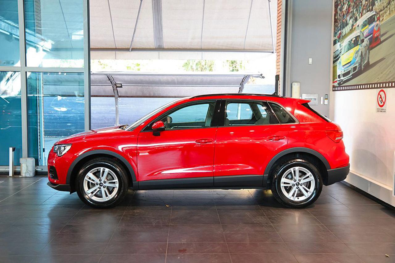 AUDI Q3 35 TDI S-Tronic Business - 3