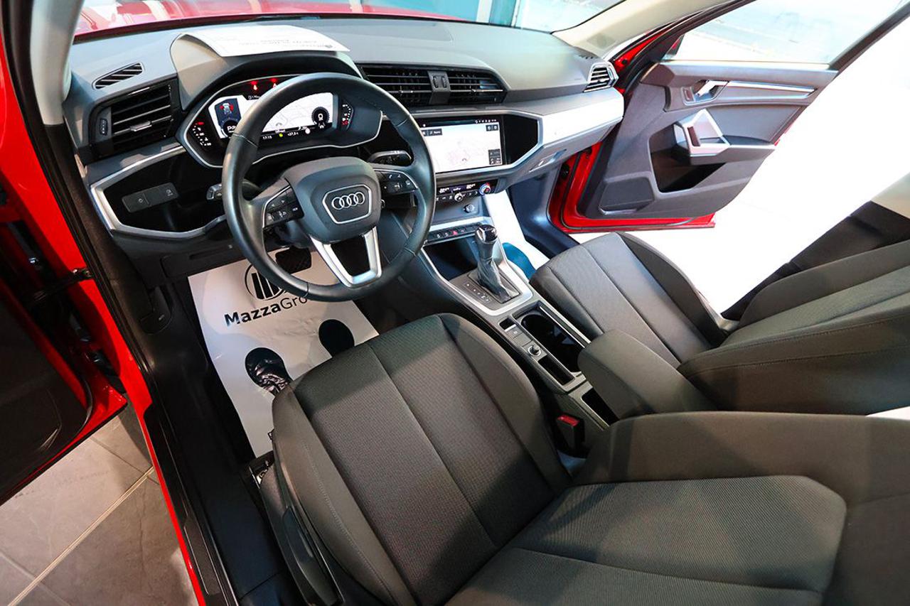 AUDI Q3 35 TDI S-Tronic Business - 13