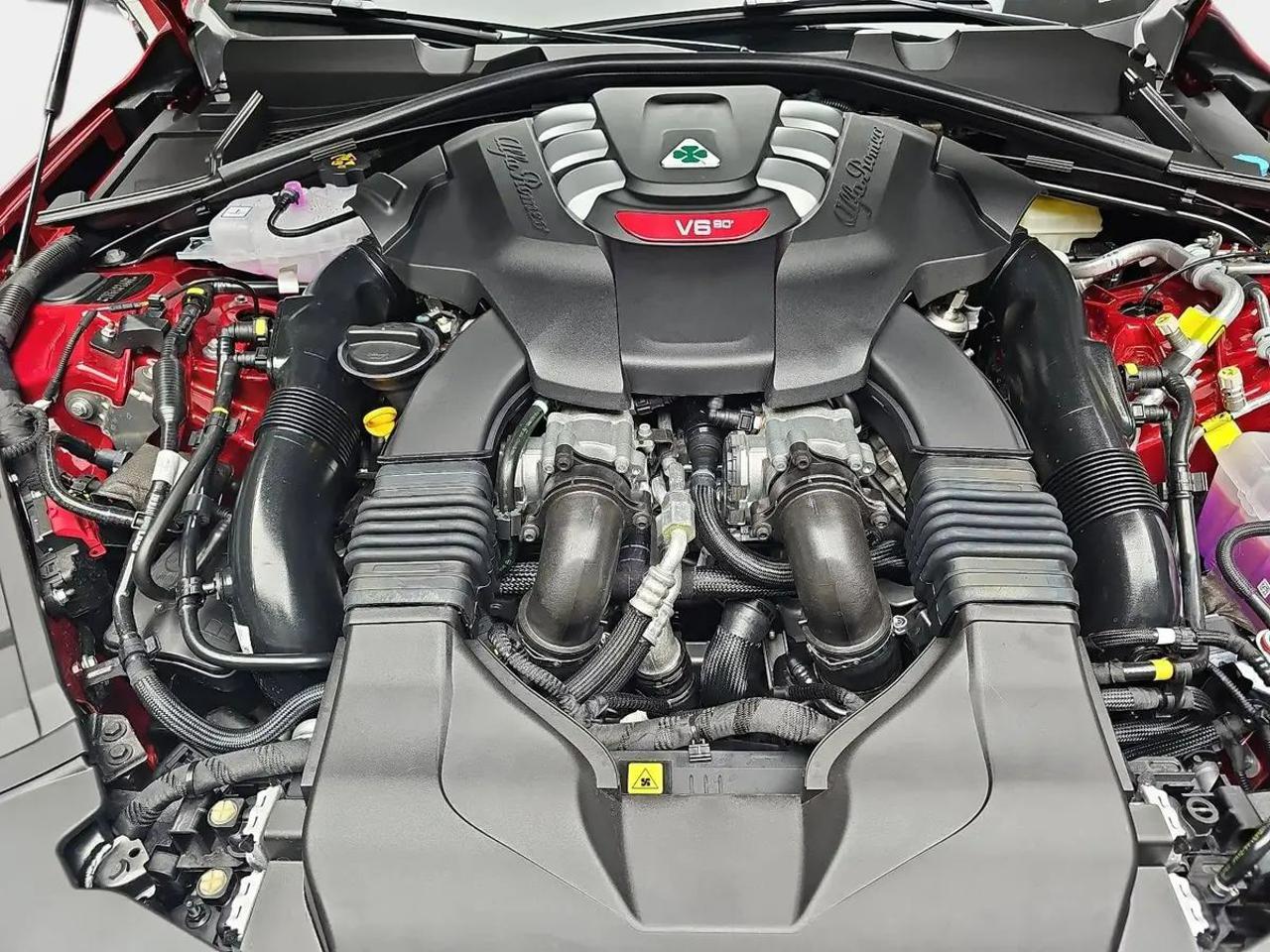 ALFA ROMEO Giulia 2.9 V6 Bi-Turbo AT8 Quadrifoglio Oro - 15