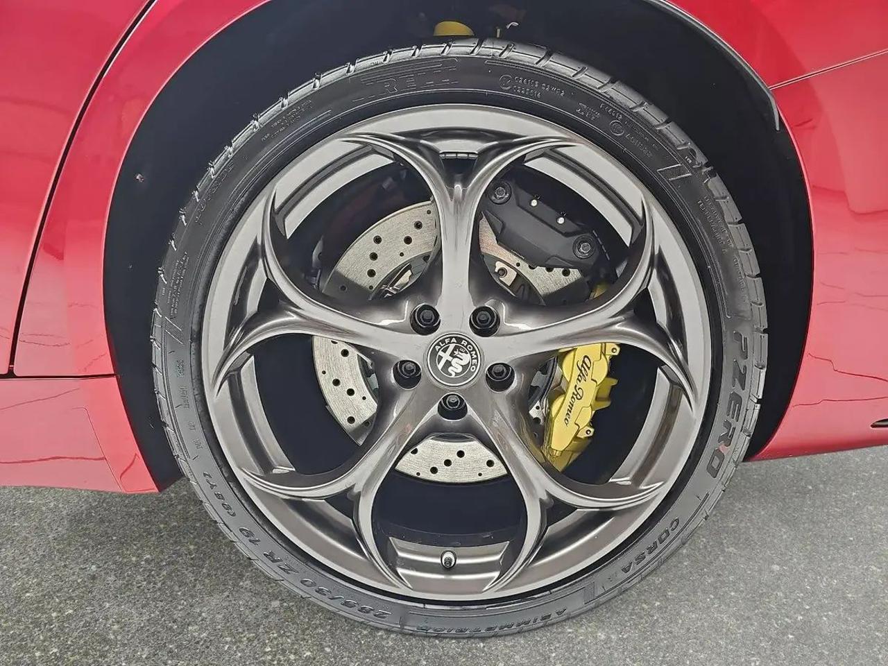 ALFA ROMEO Giulia 2.9 V6 Bi-Turbo AT8 Quadrifoglio Oro - 14