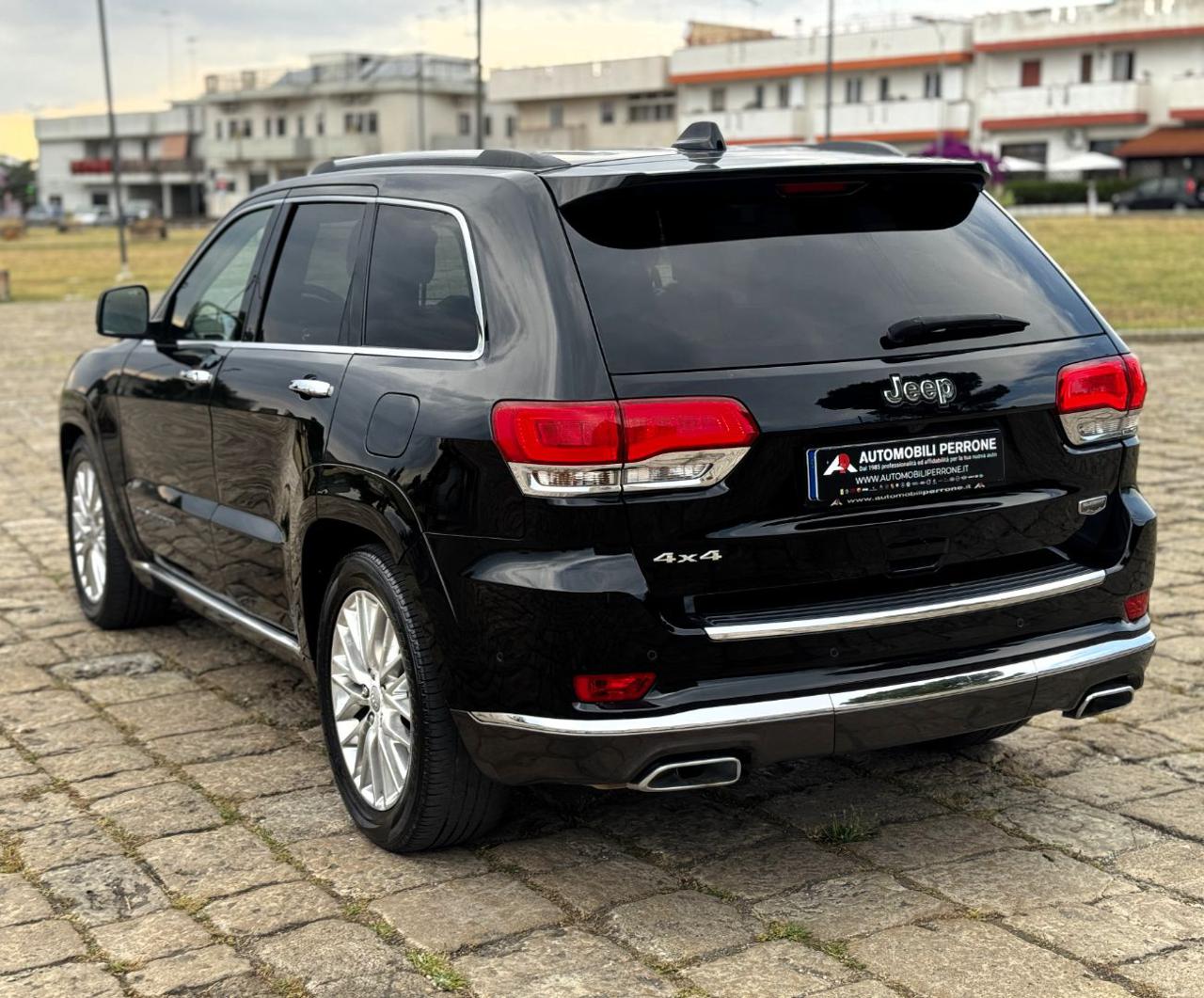 JEEP Grand Cherokee 3.0 CRD 250cv M-Jet II Summit N1 - Full Optional - 11