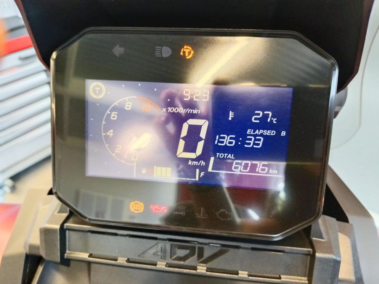 HONDA ADV 350 Standard - 3