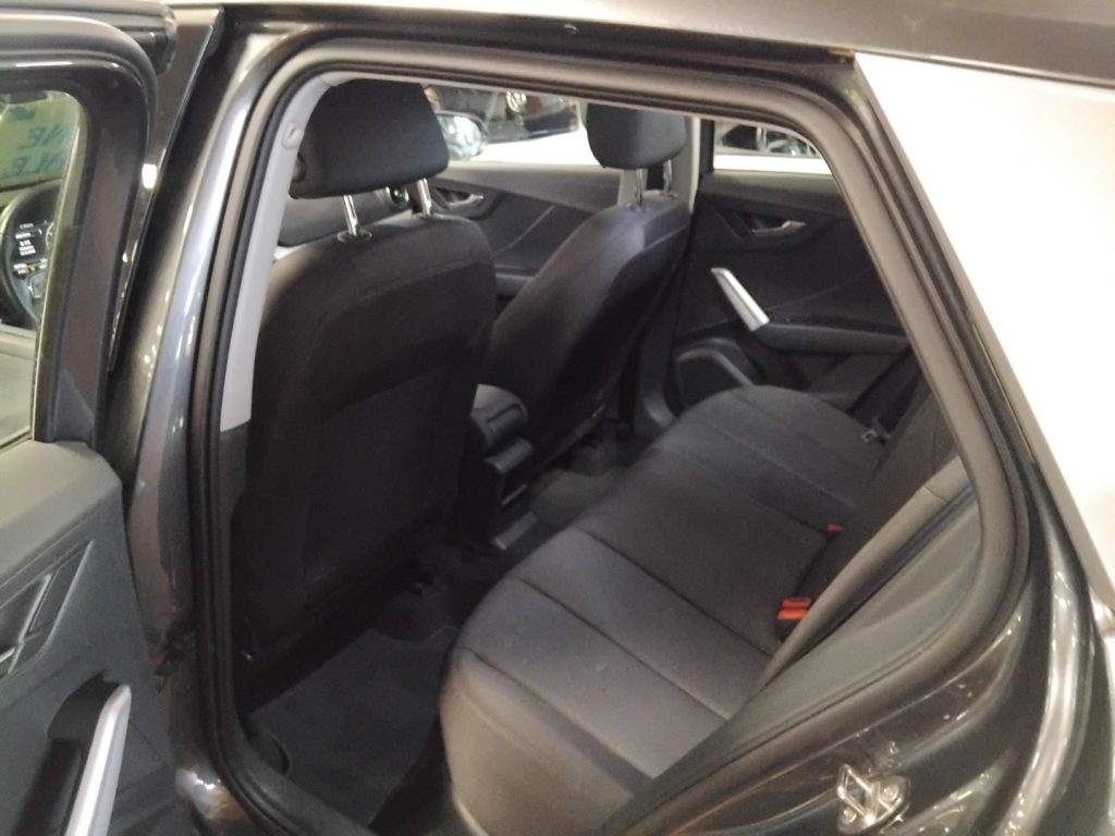 AUDI Q2 30 TDI S tronic S line Edition - 6