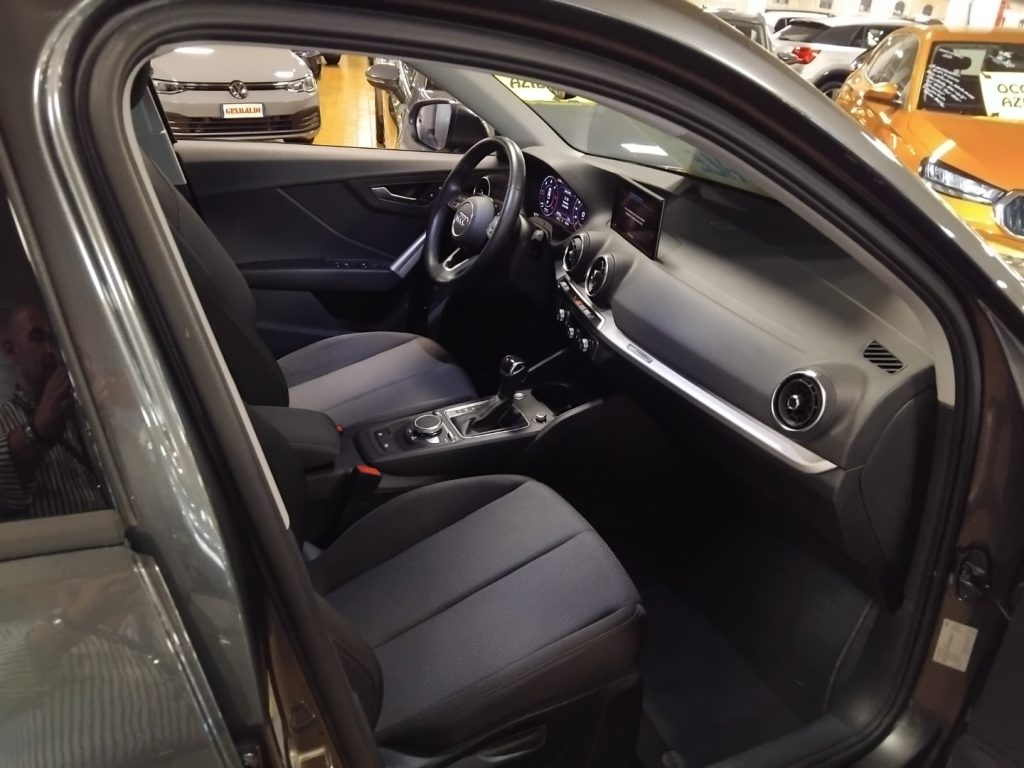 AUDI Q2 30 TDI S tronic S line Edition - 12