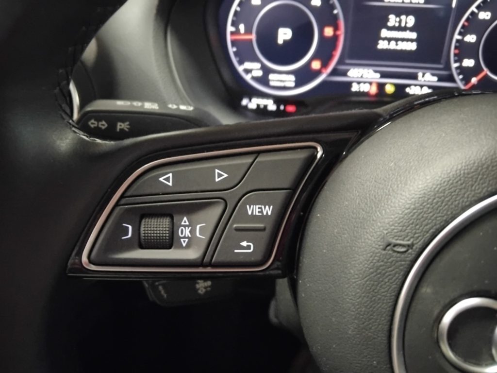 AUDI Q2 30 TDI S tronic S line Edition - 19