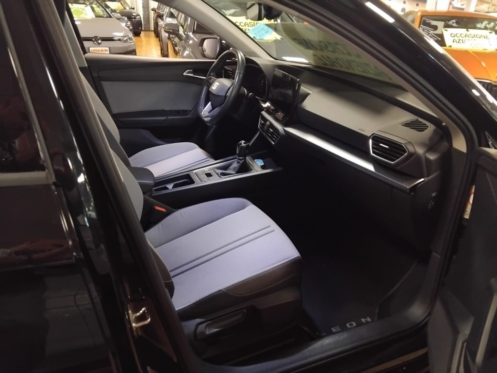 SEAT Leon 2.0 TDI Style FULL LED - 12