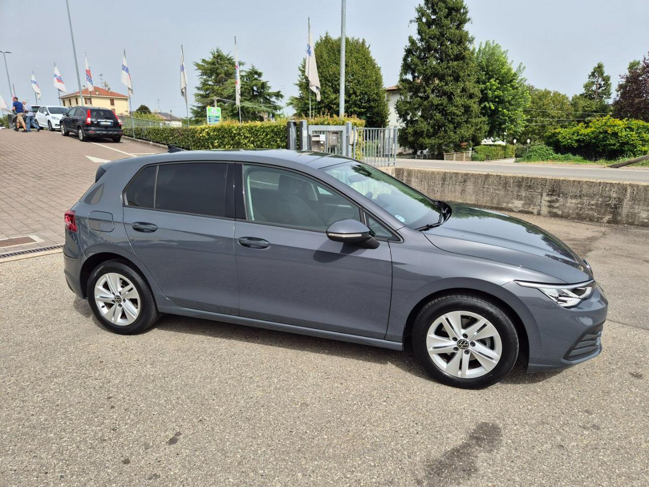 VOLKSWAGEN Golf 1.0 eTSI EVO DSG Life - 6
