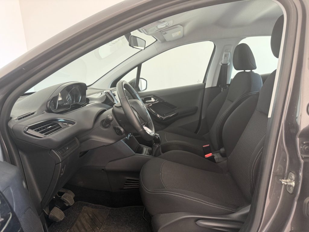 PEUGEOT 208 1° serie PureTech 82 5 porte Active - 13