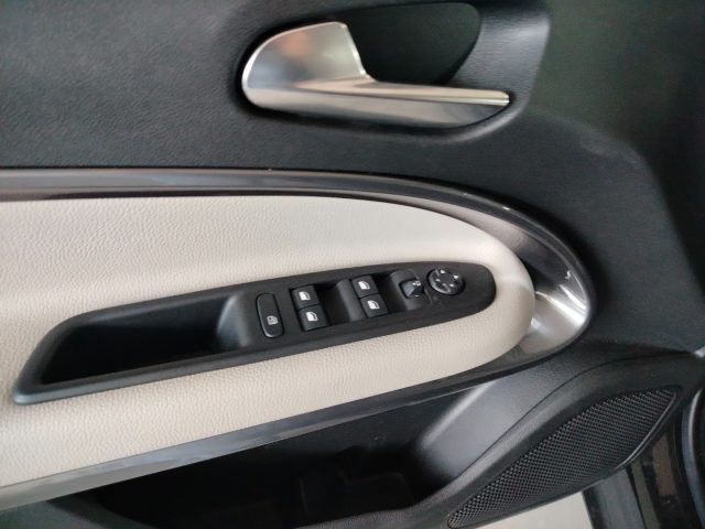 FIAT 600 — foto 20 di 23