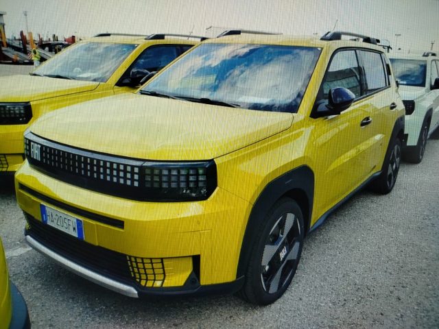 FIAT Grande Panda — foto 1 di 8