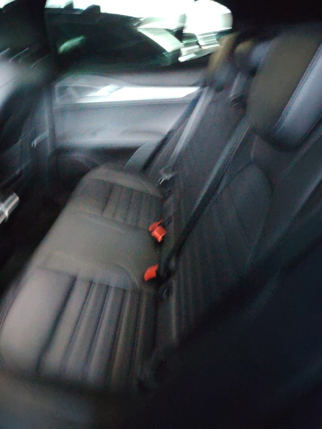 ALFA ROMEO Stelvio — foto 14 di 26