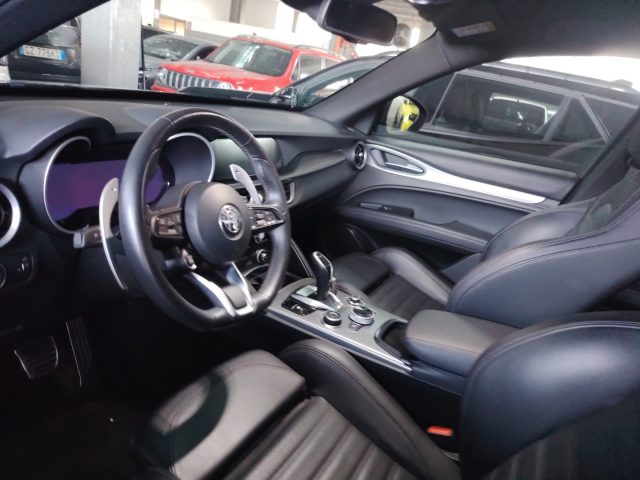 ALFA ROMEO Stelvio — foto 15 di 26
