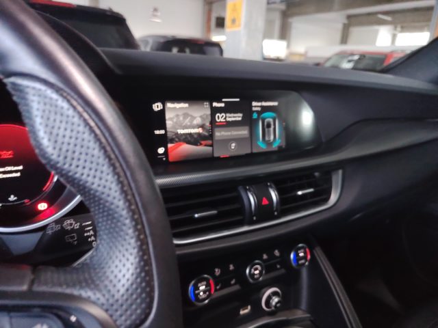 ALFA ROMEO Stelvio — foto 23 di 26