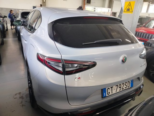 ALFA ROMEO Stelvio — foto 7 di 31