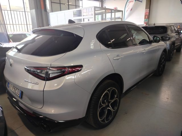 ALFA ROMEO Stelvio — foto 11 di 31