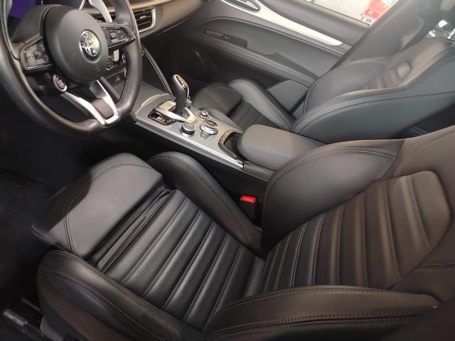ALFA ROMEO Stelvio — foto 16 di 31