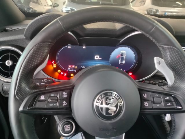 ALFA ROMEO Stelvio — foto 22 di 31