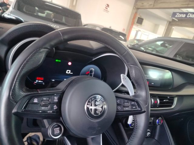ALFA ROMEO Stelvio — foto 30 di 31