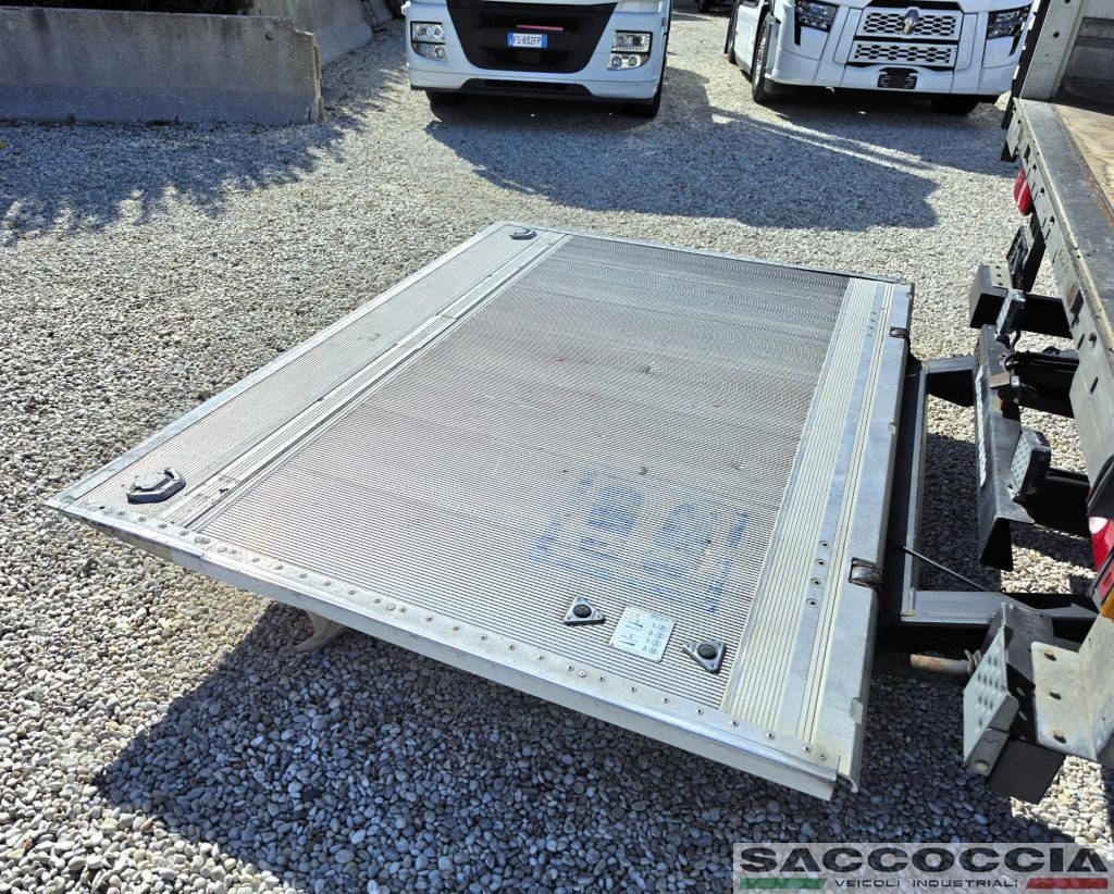 IVECO EUROCARGO 140E28 FP E6 FURGONE 5,30 + SPONDA - 19