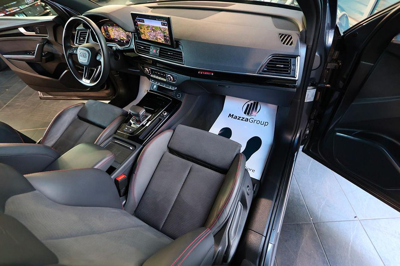 AUDI Q5 40 TDI Quattro S-Tronic Identity Black - 16