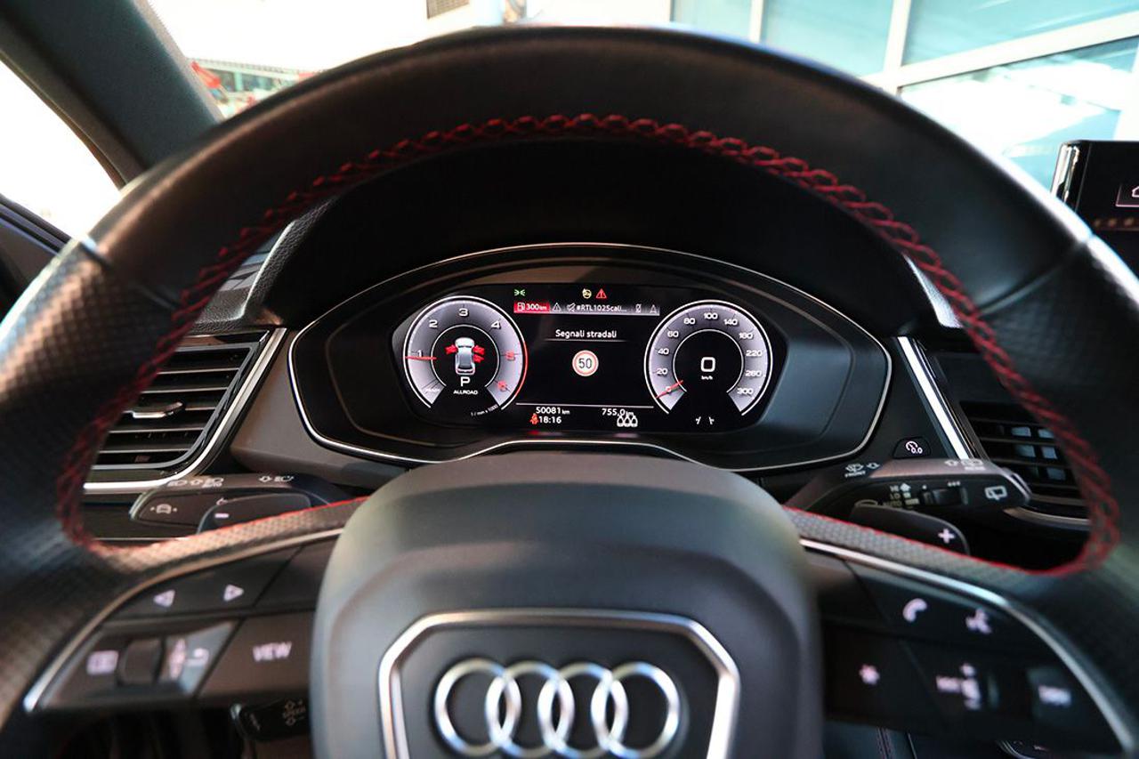 AUDI Q5 40 TDI Quattro S-Tronic Identity Black - 34