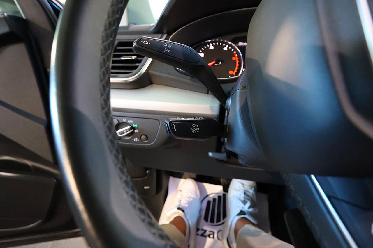 AUDI Q5 40 TDI Quattro S-Tronic Business - 23