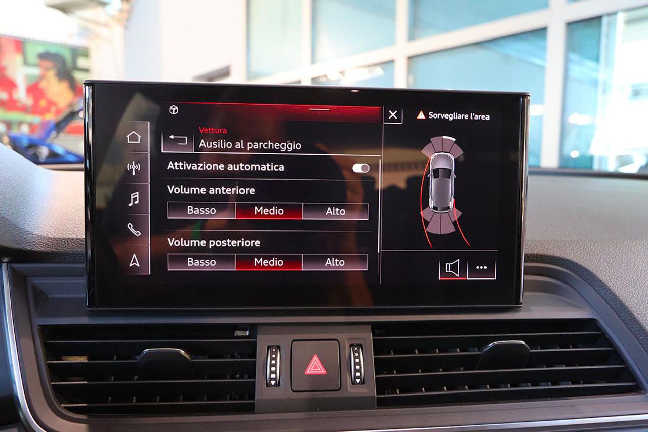 AUDI Q5 40 TDI Quattro S-Tronic Business - 25