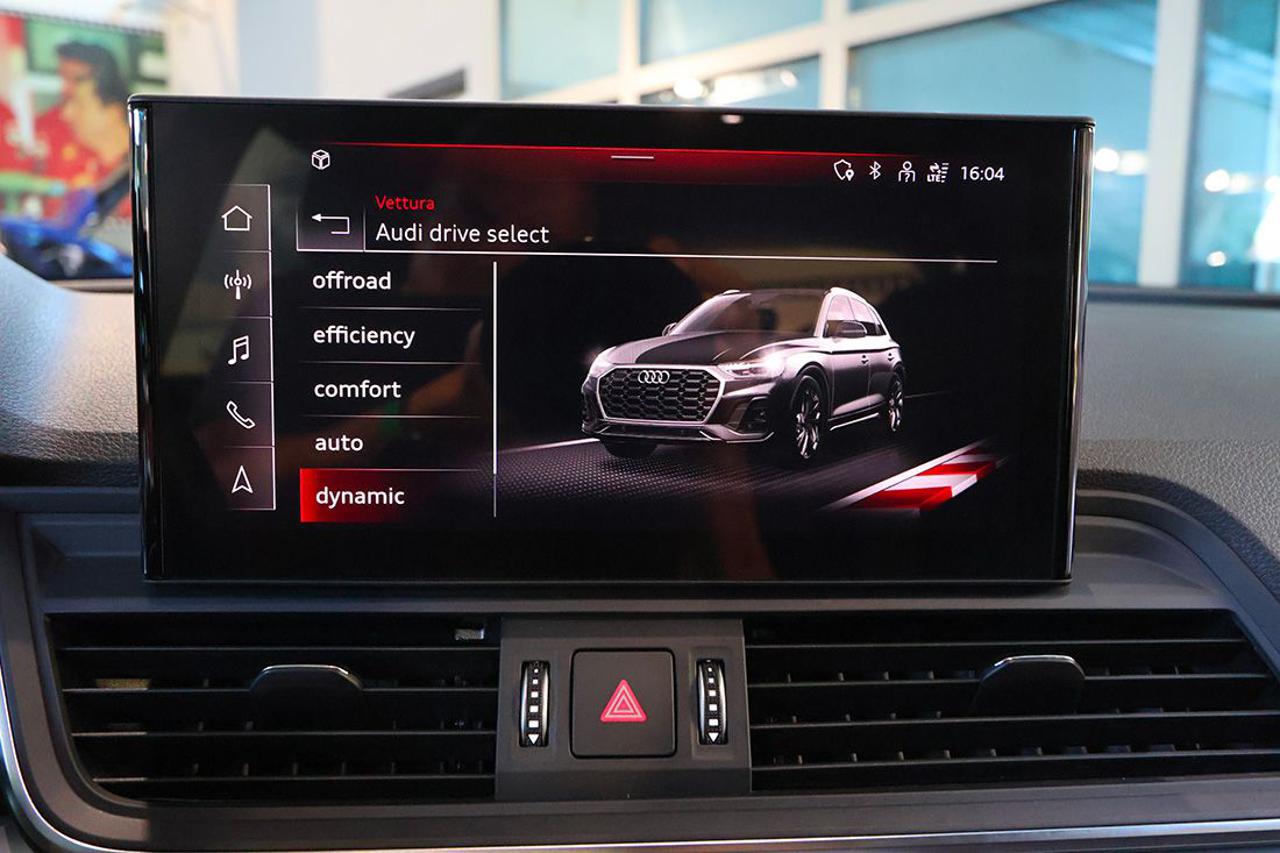 AUDI Q5 40 TDI Quattro S-Tronic Business - 26