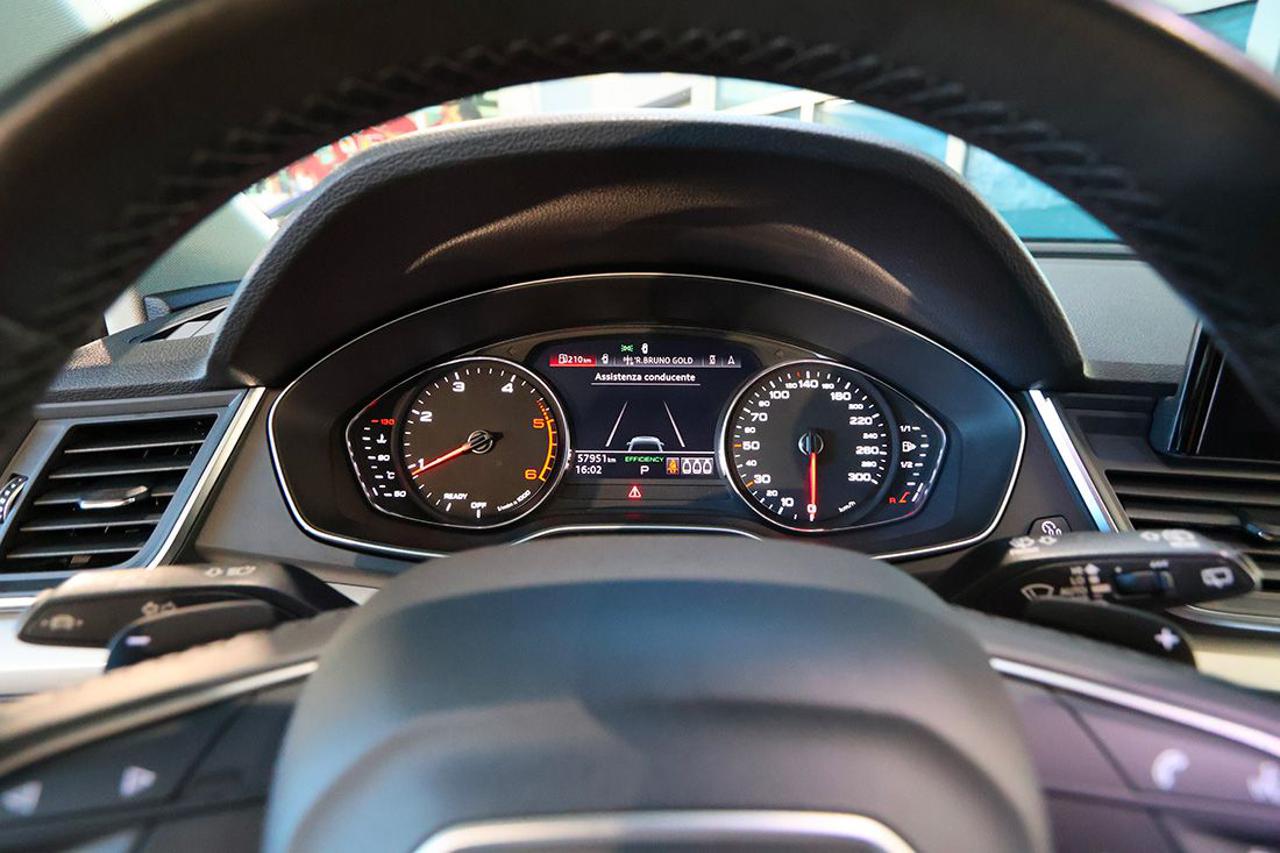 AUDI Q5 40 TDI Quattro S-Tronic Business - 30