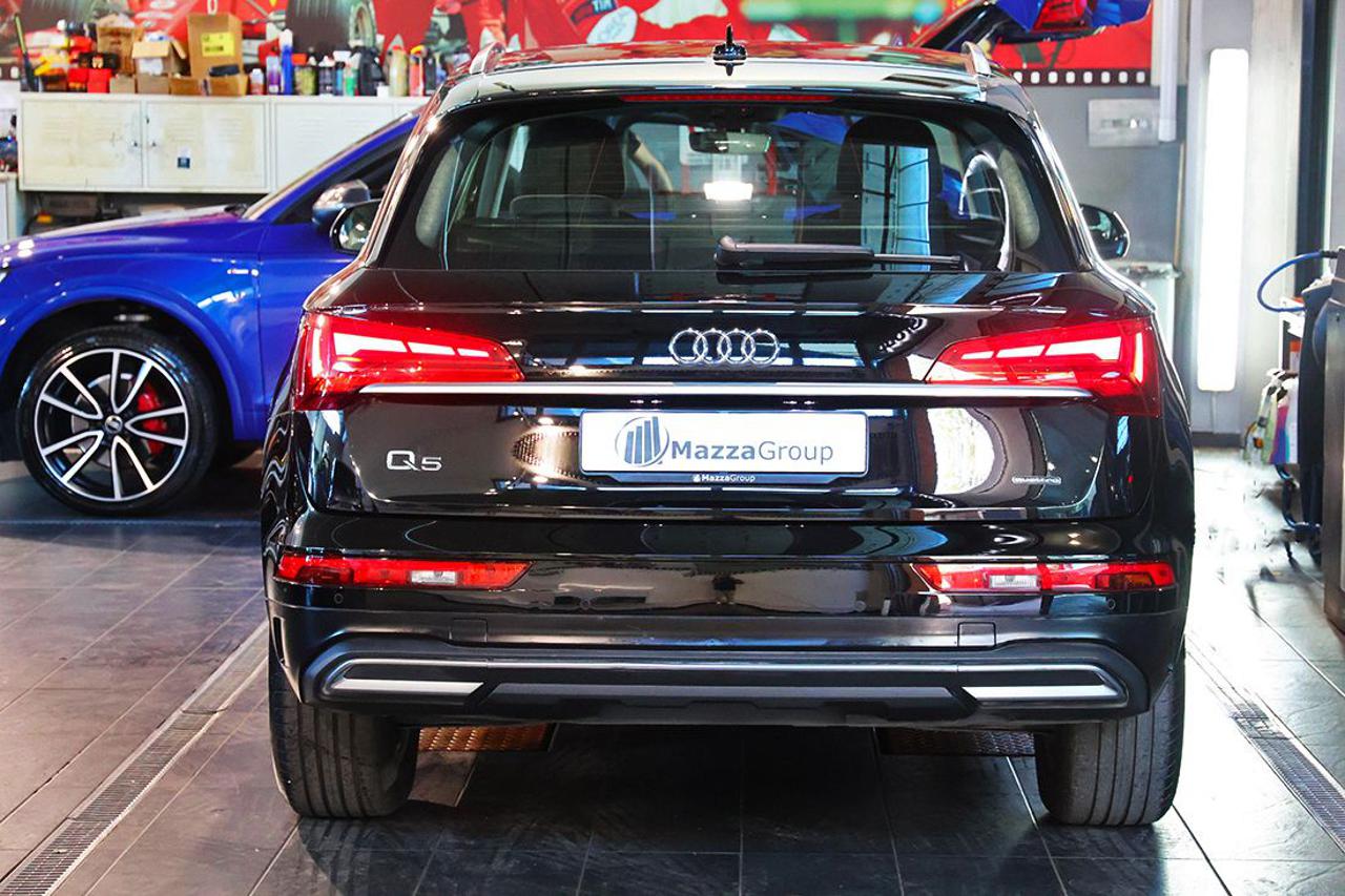 AUDI Q5 40 TDI Quattro S-Tronic Business - 4