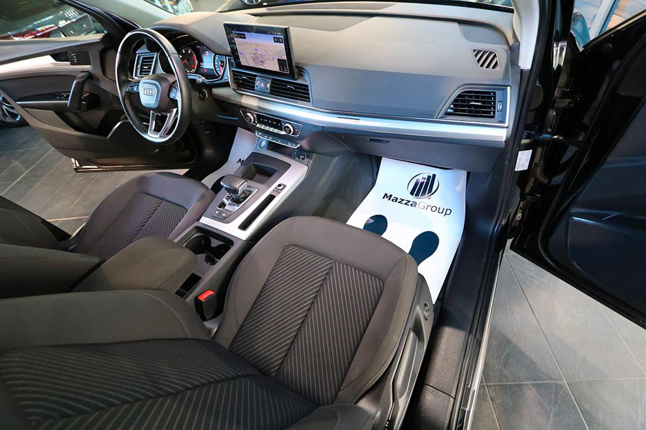 AUDI Q5 40 TDI Quattro S-Tronic Business - 16