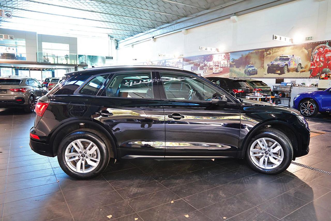 AUDI Q5 40 TDI Quattro S-Tronic Business - 10