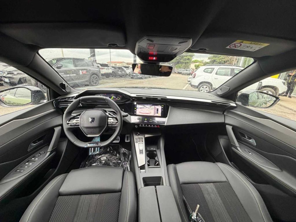 PEUGEOT 408 Hybrid 145 e-DCS6 GT - 11
