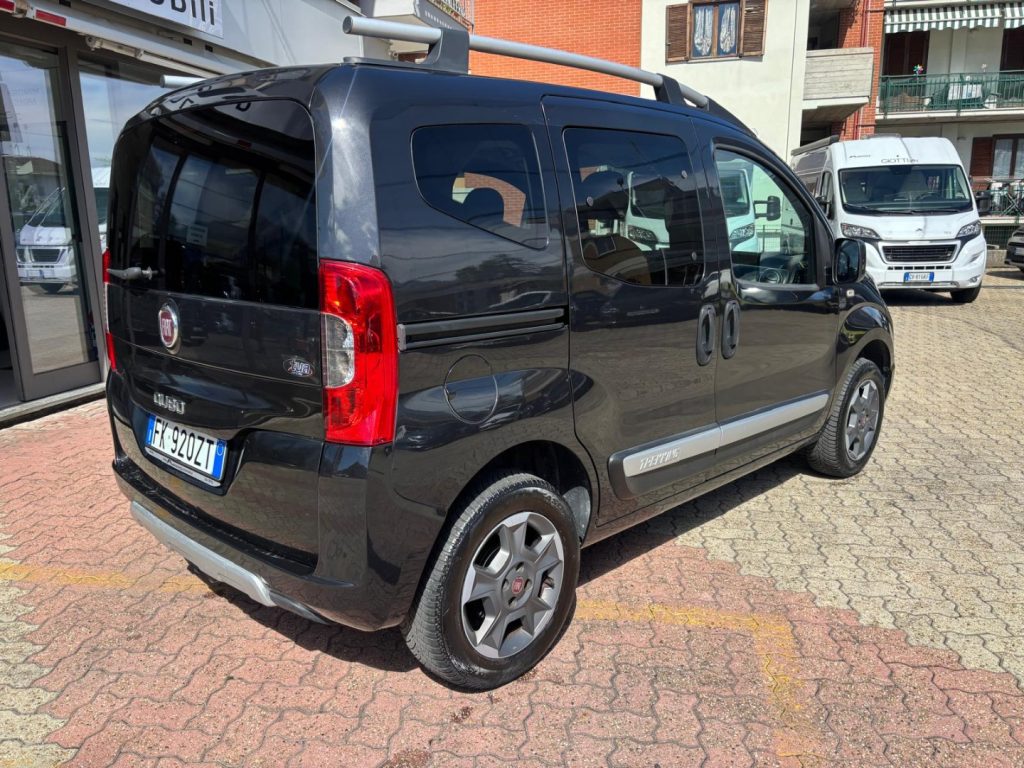 FIAT Qubo 1.3 MJT 80 CV Trekking GANCIO TRAINO - 3