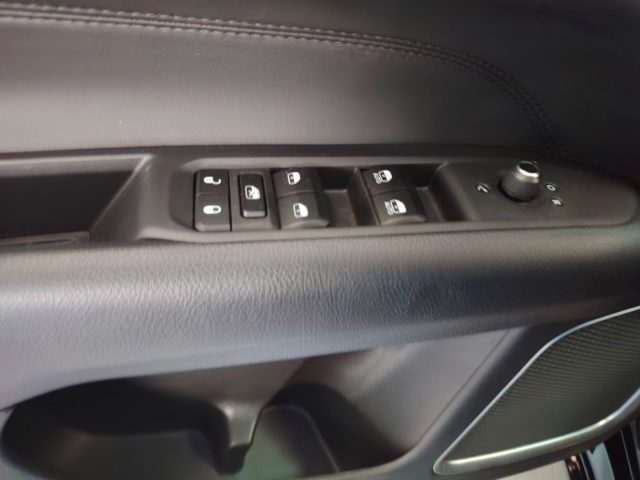 JEEP Compass — foto 15 di 23