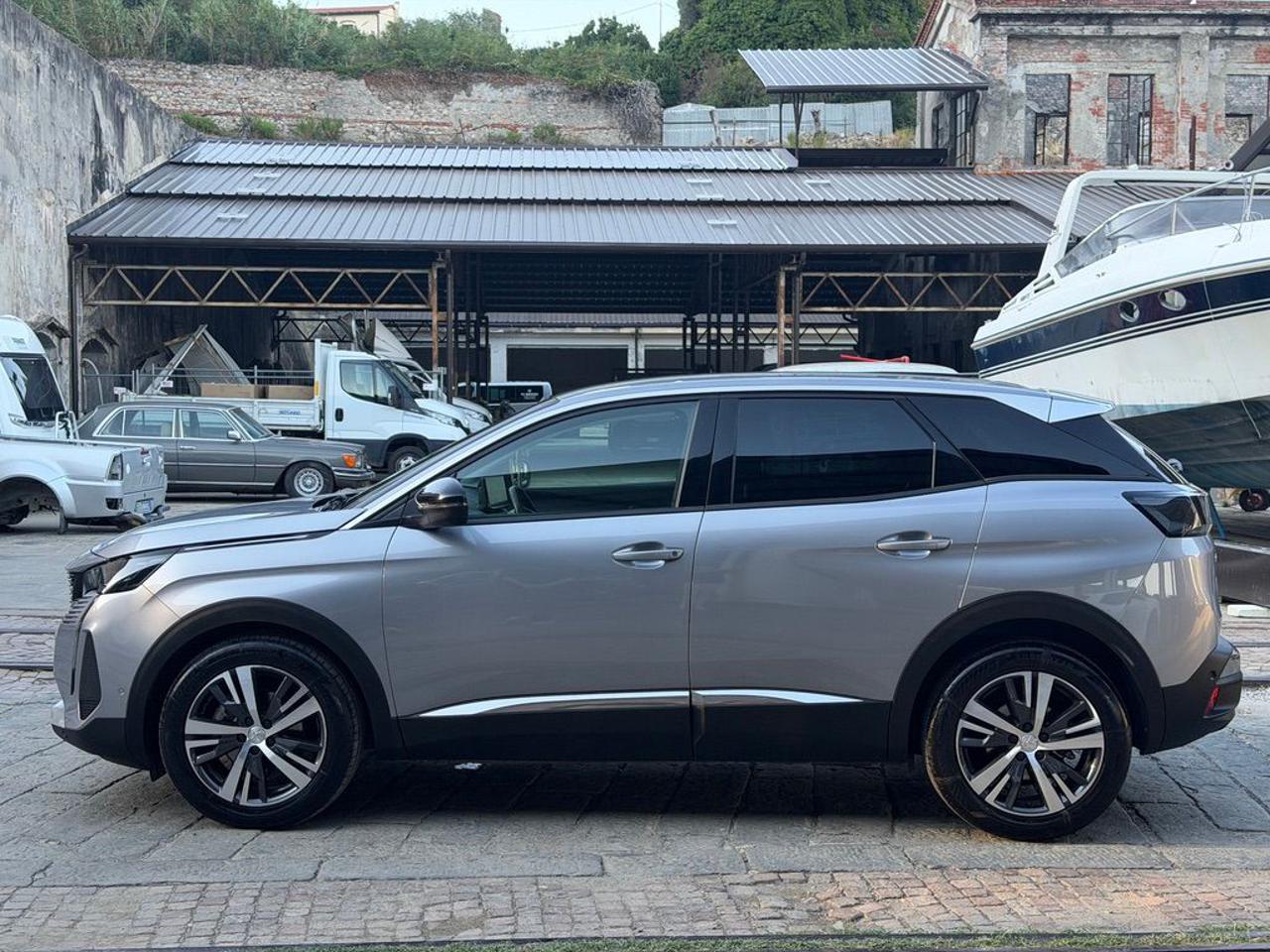 PEUGEOT 3008 BlueHDi 130 S&S EAT8 Allure Pack - 8