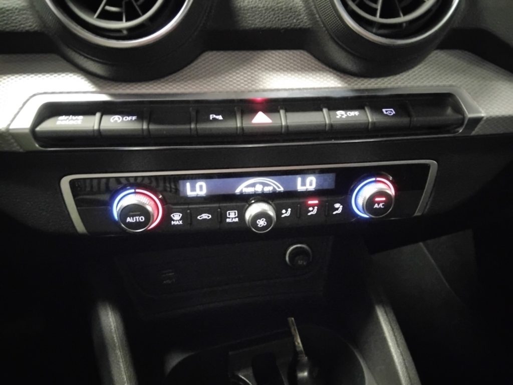 AUDI Q2 30 TDI S tr. S line Edition C/GRIMALDI SPECIAL DA - 18