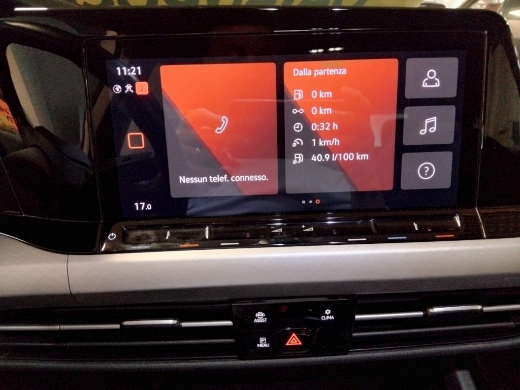 VOLKSWAGEN Golf 1.0 eTSI EVO Life DSG 17 MHEV C/GRIMALDI SP. DAY - 22